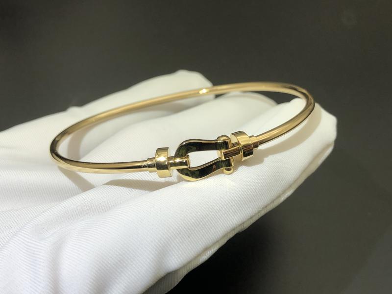 18K Gold, Medium Size