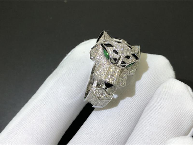 Cartier Cheetah Ring, set with diamonds in 18K white gold