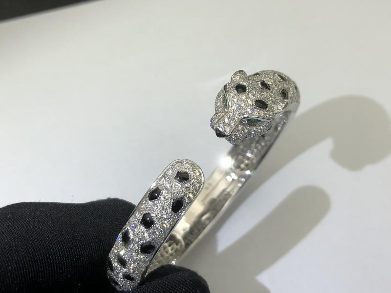 Cheetah bracelet, medium size, half-paved with diamonds, 18K white gold