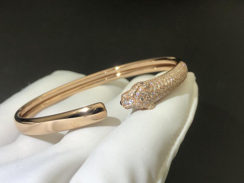 Cheetah bracelet, small size, half-paved with diamonds, 18K rose gold