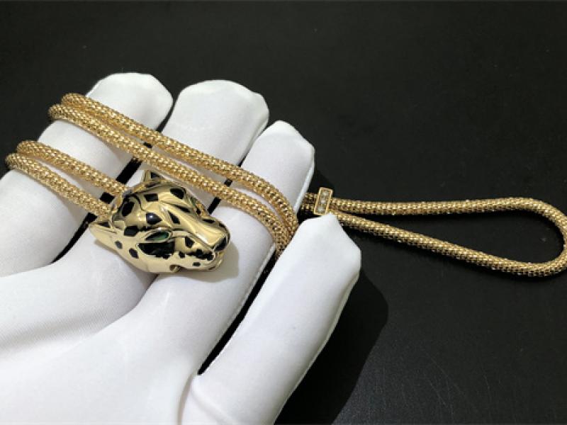 Cheetah necklace in 18K gold