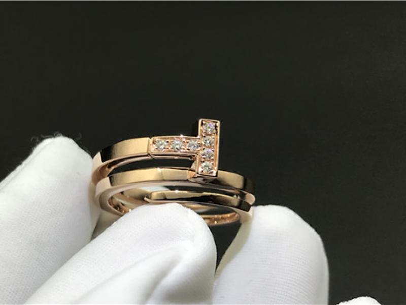 Custom  T series Diamond-encrusted square winding ring