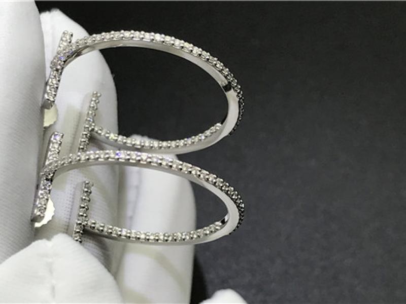 Custom  T series diamond-encrusted ring earrings