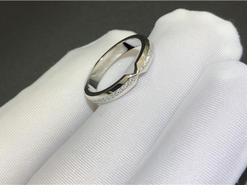 Custom  nested narrow Diamond ring