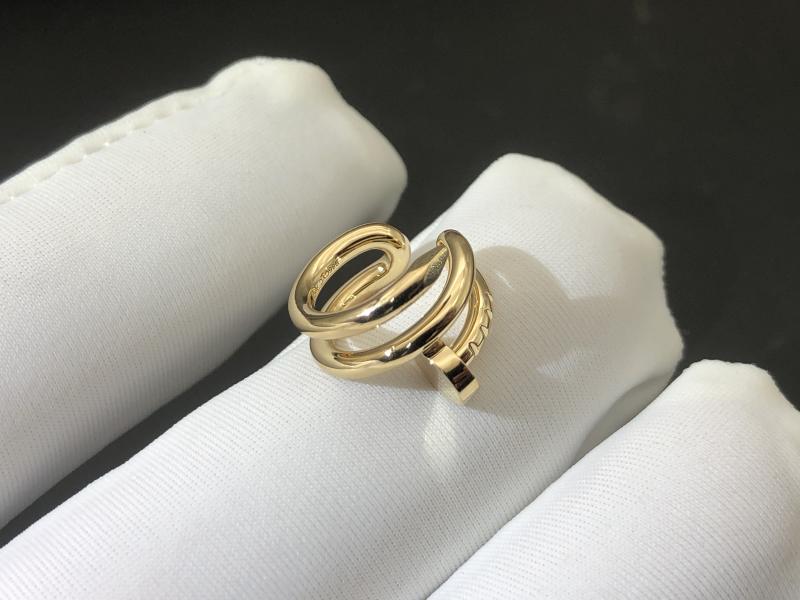 Juste un Clou Earrings 18K Gold