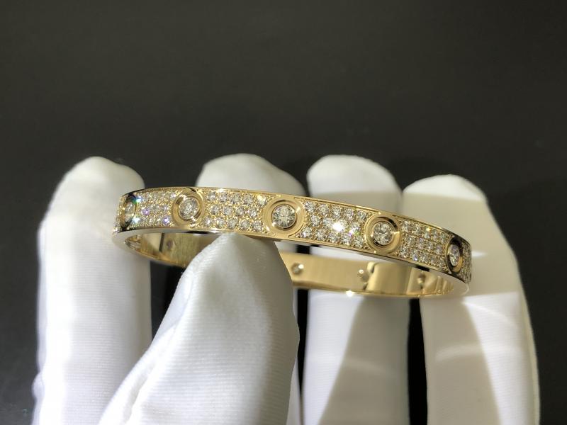 LOVE bracelet, classic style, pavé set, 10 diamonds
