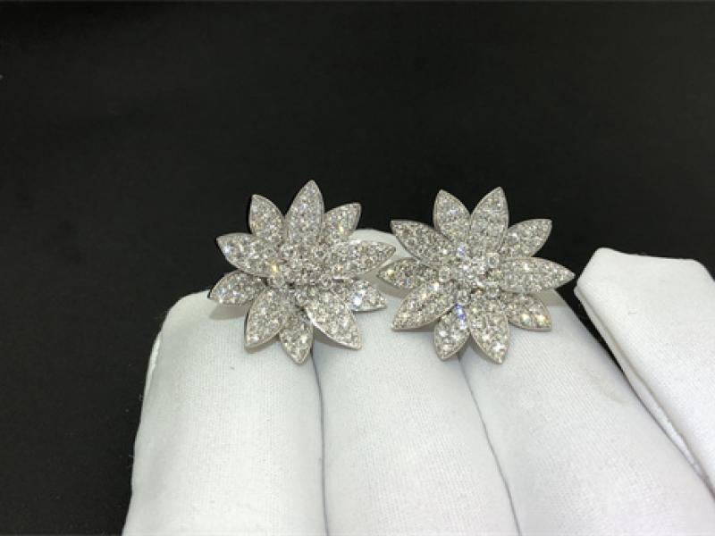 Lotus earrings, medium style