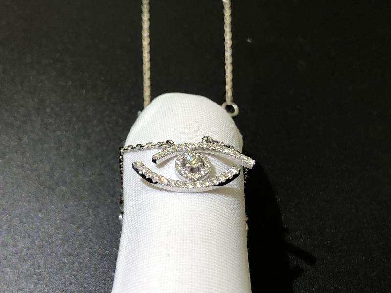 Pavé diamond necklace