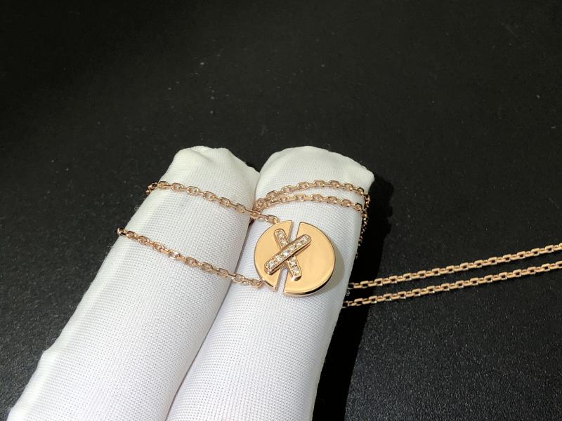Trumpet pendant, rose gold, diamond