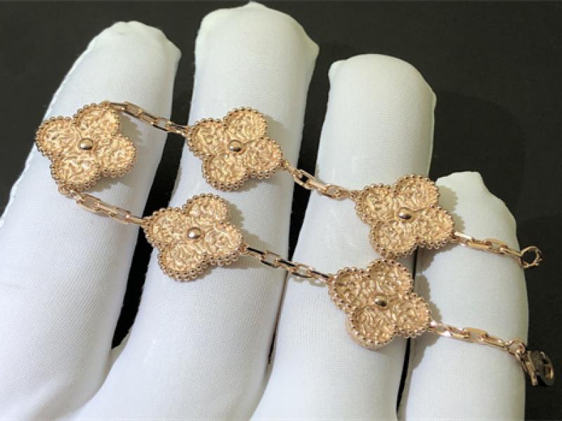 Vintage Alhambra bracelet with 5 patterns