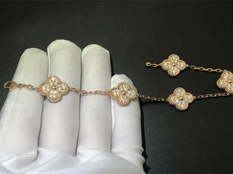 Vintage Alhambra bracelet with 5 patterns